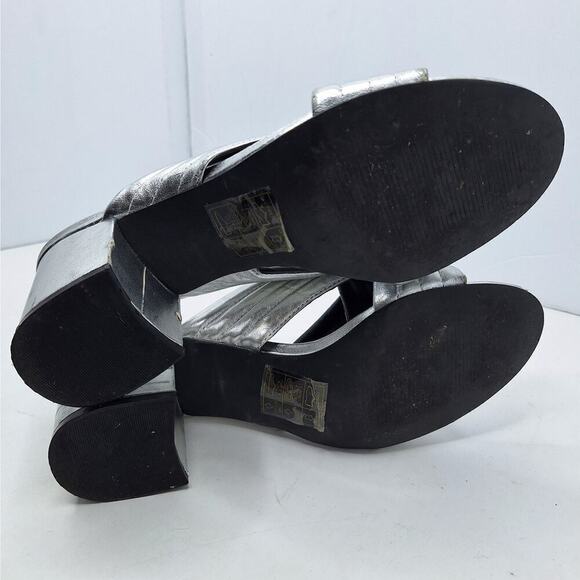 Steve Madden ICON Sandals Puffy Cross Strap Leather 8.5 Block Heel Metallic - Picture 10 of 12